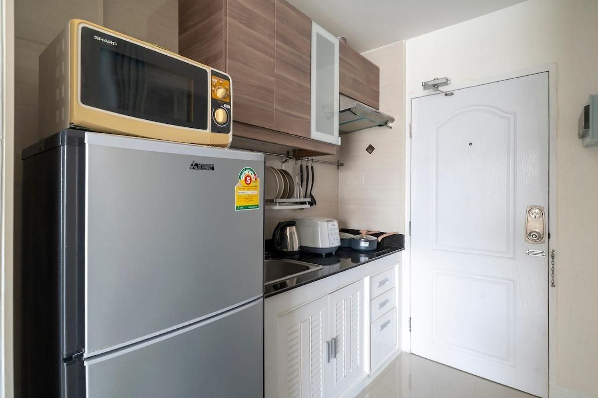 Jomtien Condotel Seaview 11th Floor Apartment *