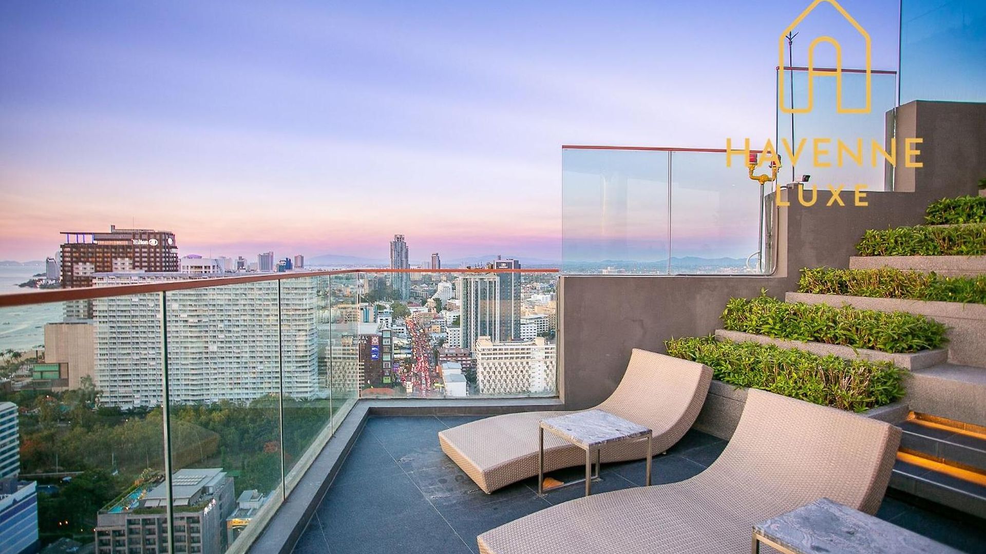 Edge Pty High-floor Sea View By 78 Pattaya