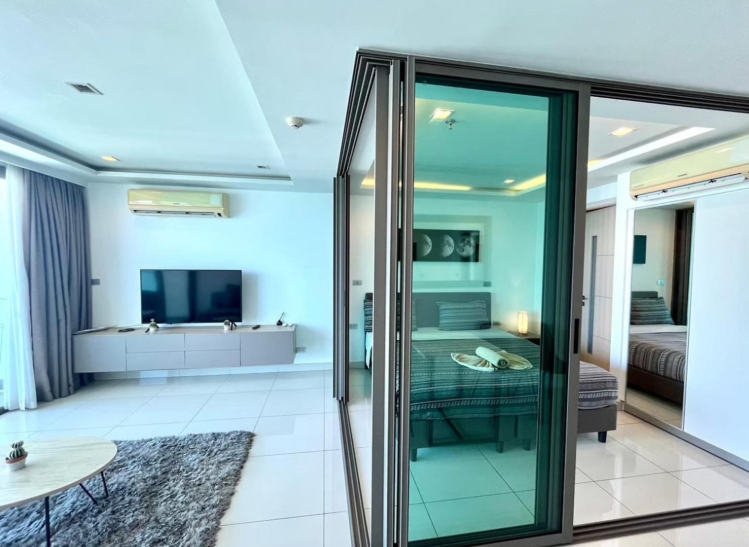 Sea View 1bedroom Wong Amat Tower 3312 อพาร์ทเม้น