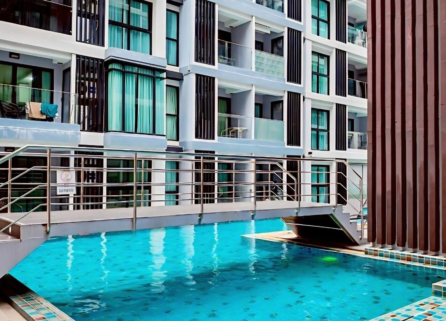 Laid Back Tropical Garden อพาร์ทเม้น Pattaya