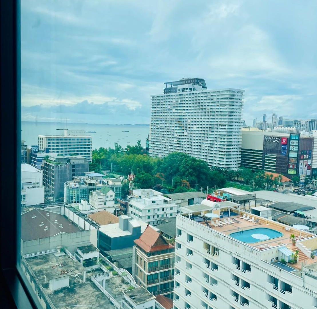 อพาร์ทเม้น The Base 851 By Numam Pattaya