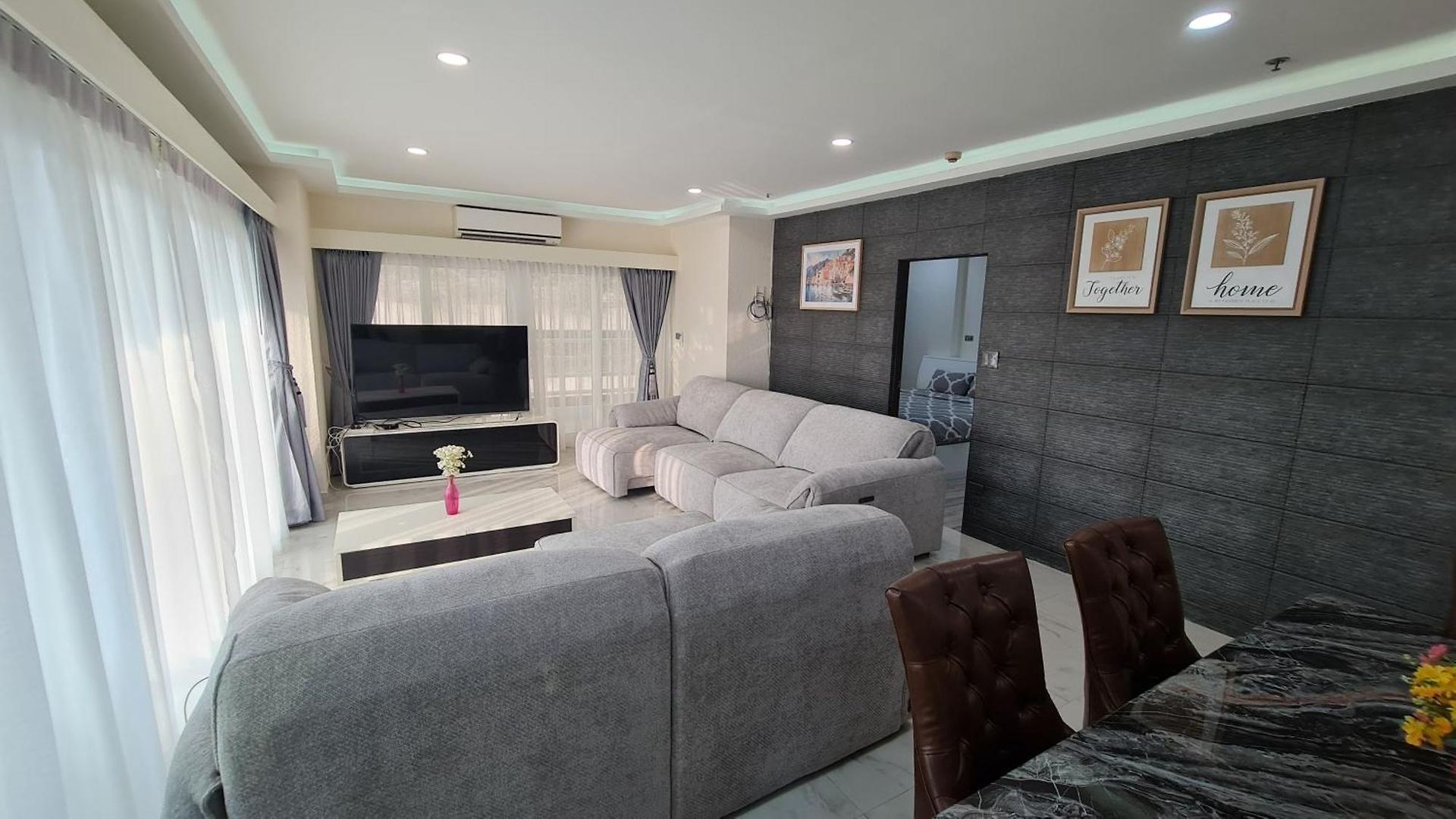 อพาร์ทเม้น View Talay 6 By Nun