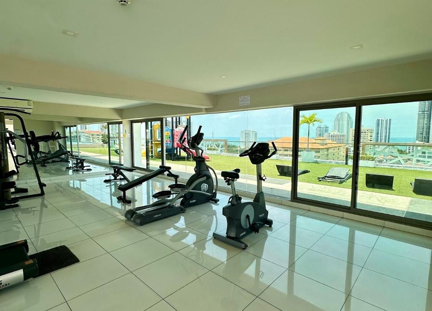 อพาร์ทเม้น Water Park - 205 Comfortable In A Great Location Near The Sea Pattaya
