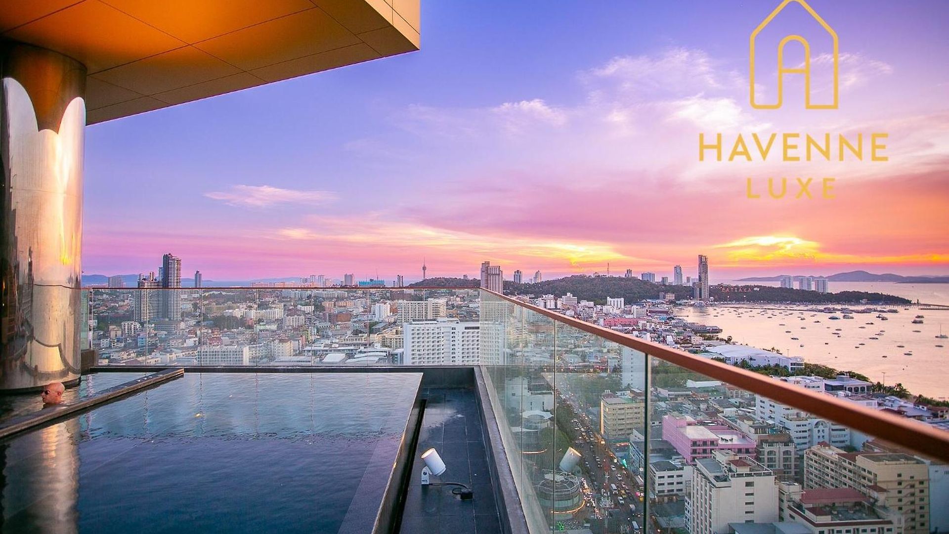 Edge Pty High-floor Sea View By 78 อพาร์ทเม้น Pattaya