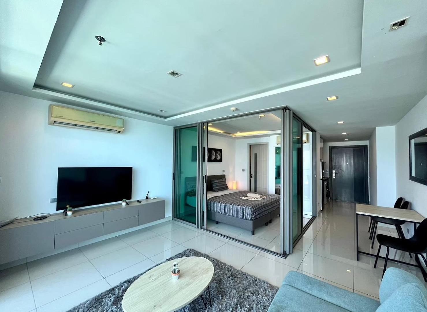 Sea View 1bedroom Wong Amat Tower 3312