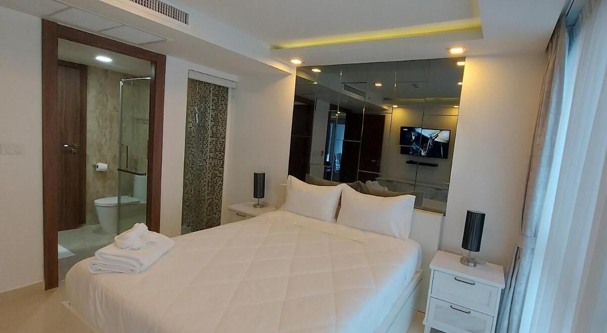 Grand Avenue Pattaya, 2bed 2baths, Pool-view 66sqm อพาร์ทเม้น