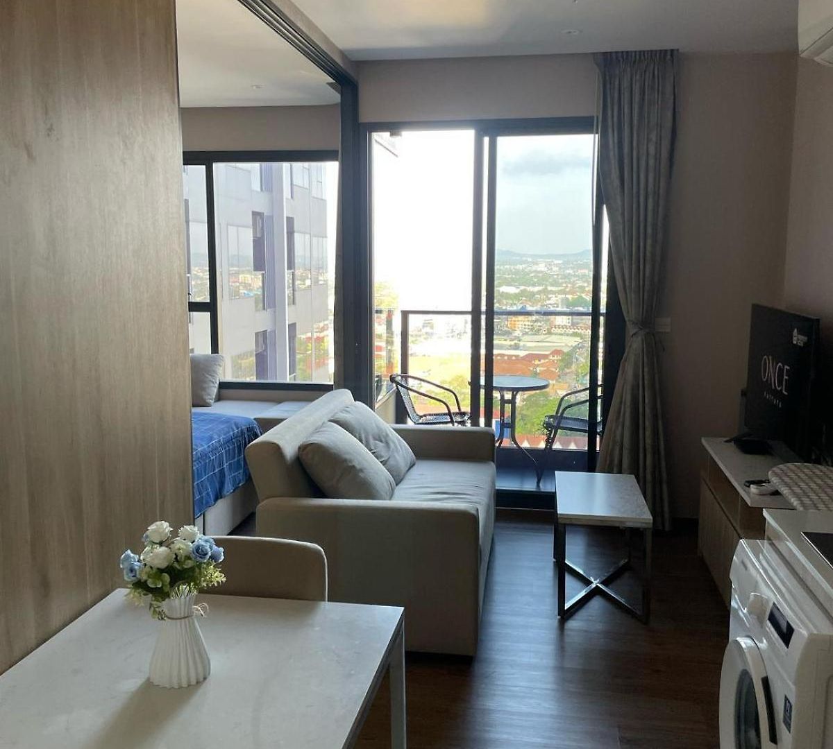 Luxury With Beautiful View Apartment