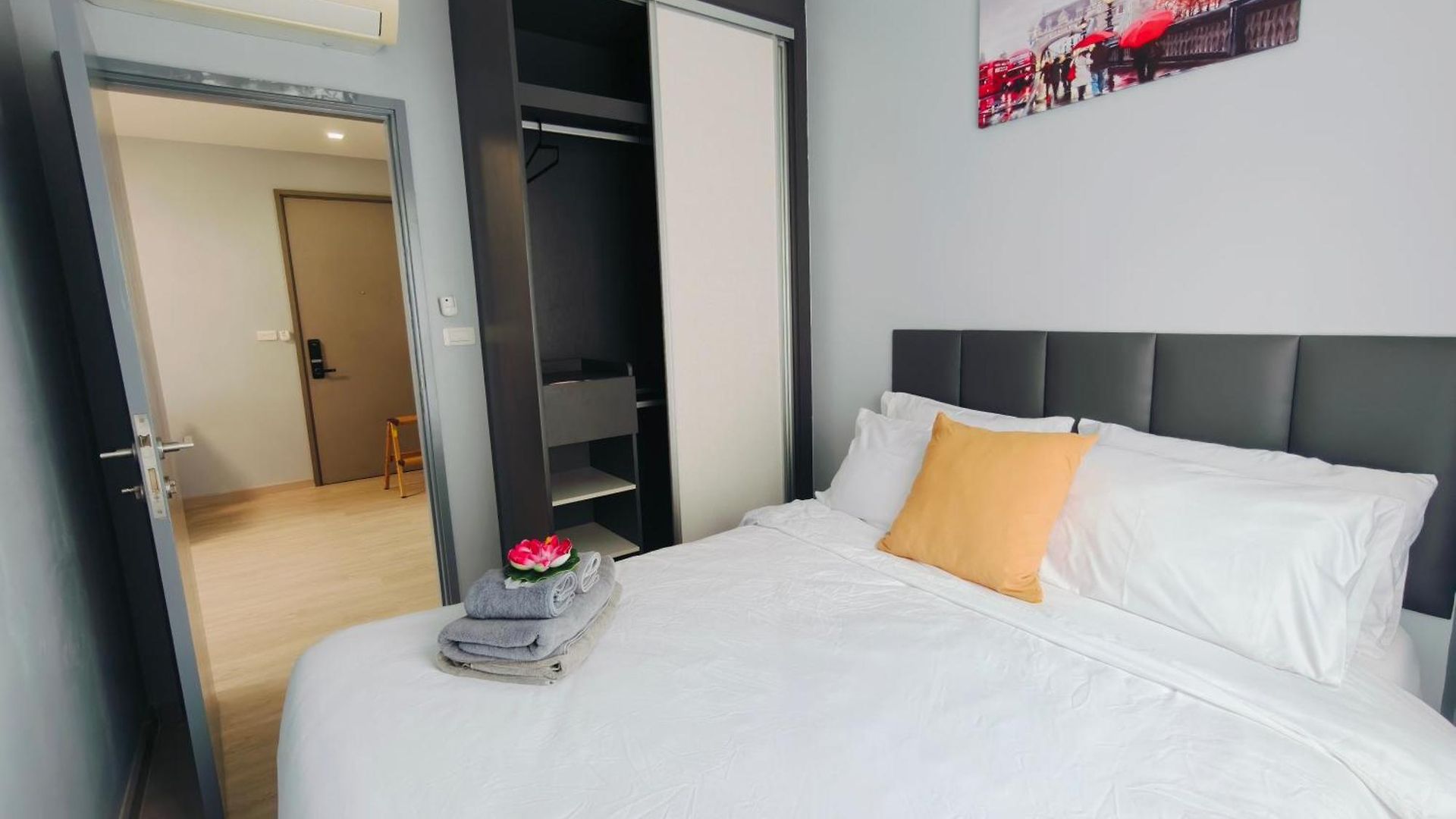 The Base 2 Bedrooms Apartment