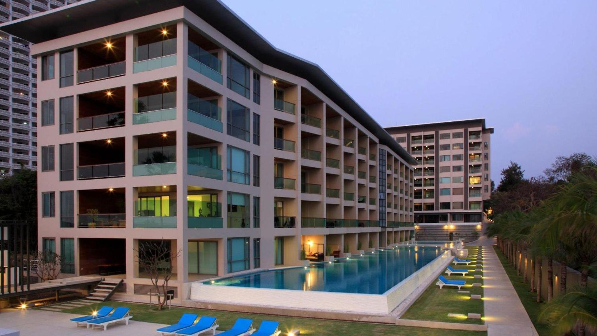 Apartment Beachfront Luxe With Pool Access And Terrace *