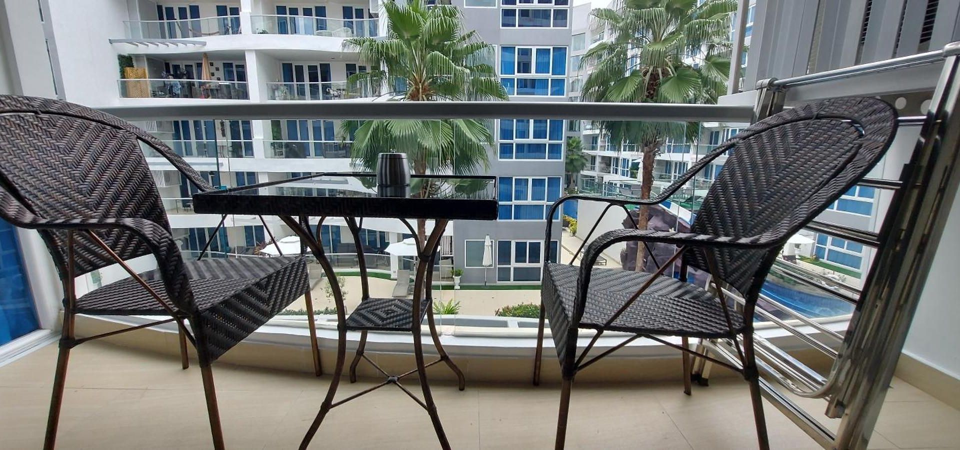 Grand Avenue Pattaya, 2bed 2baths, Pool-view 66sqm * Pattaya