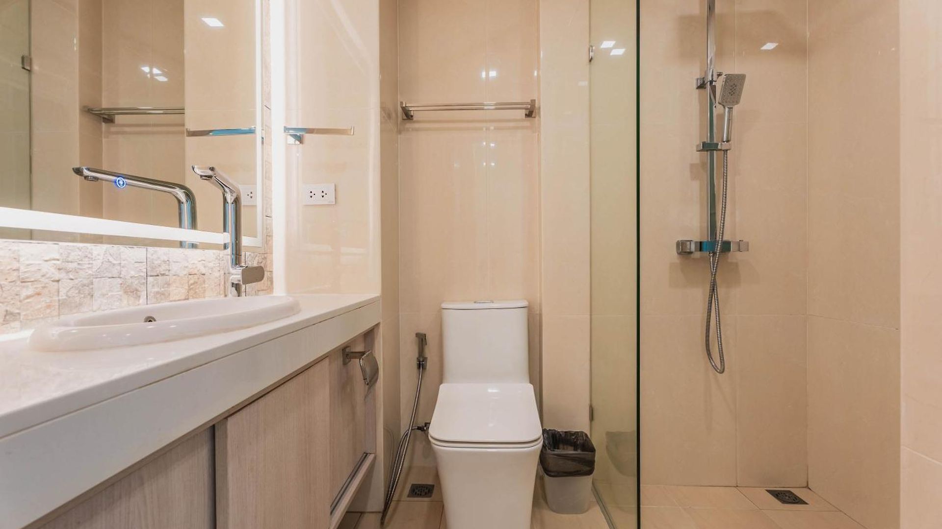 อพาร์ทเม้น Olympus Garden Direct Pool Access By Sankalp