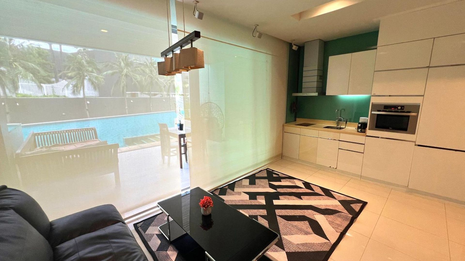 Apartment Beachfront Luxe With Pool Access And Terrace *