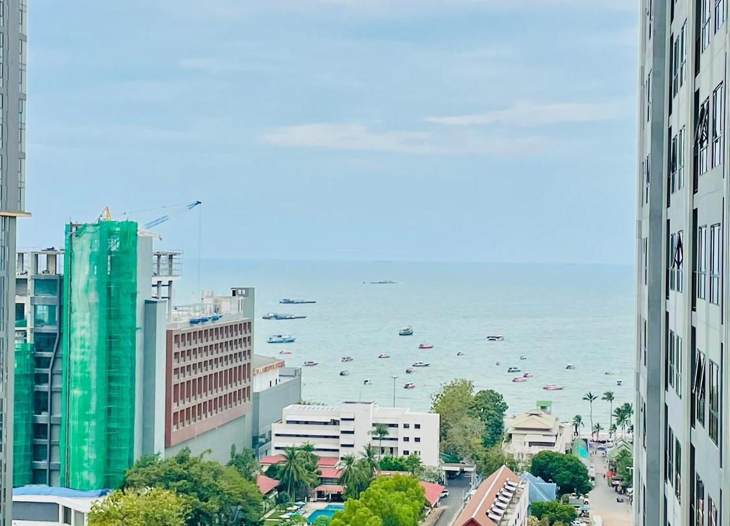 The Base 991 By Numam Pattaya