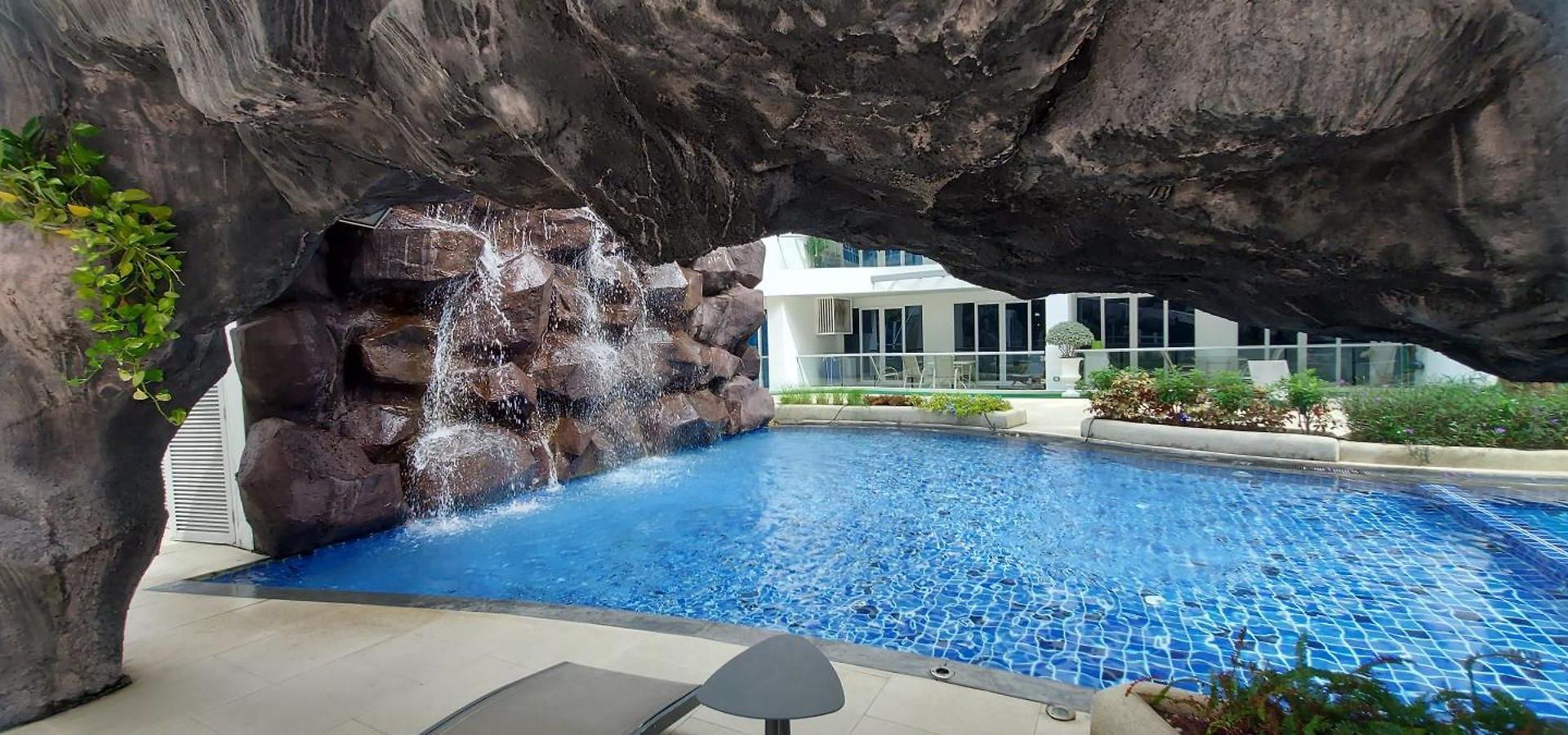 Grand Avenue Pattaya, 2bed 2baths, Pool-view 66sqm อพาร์ทเม้น *