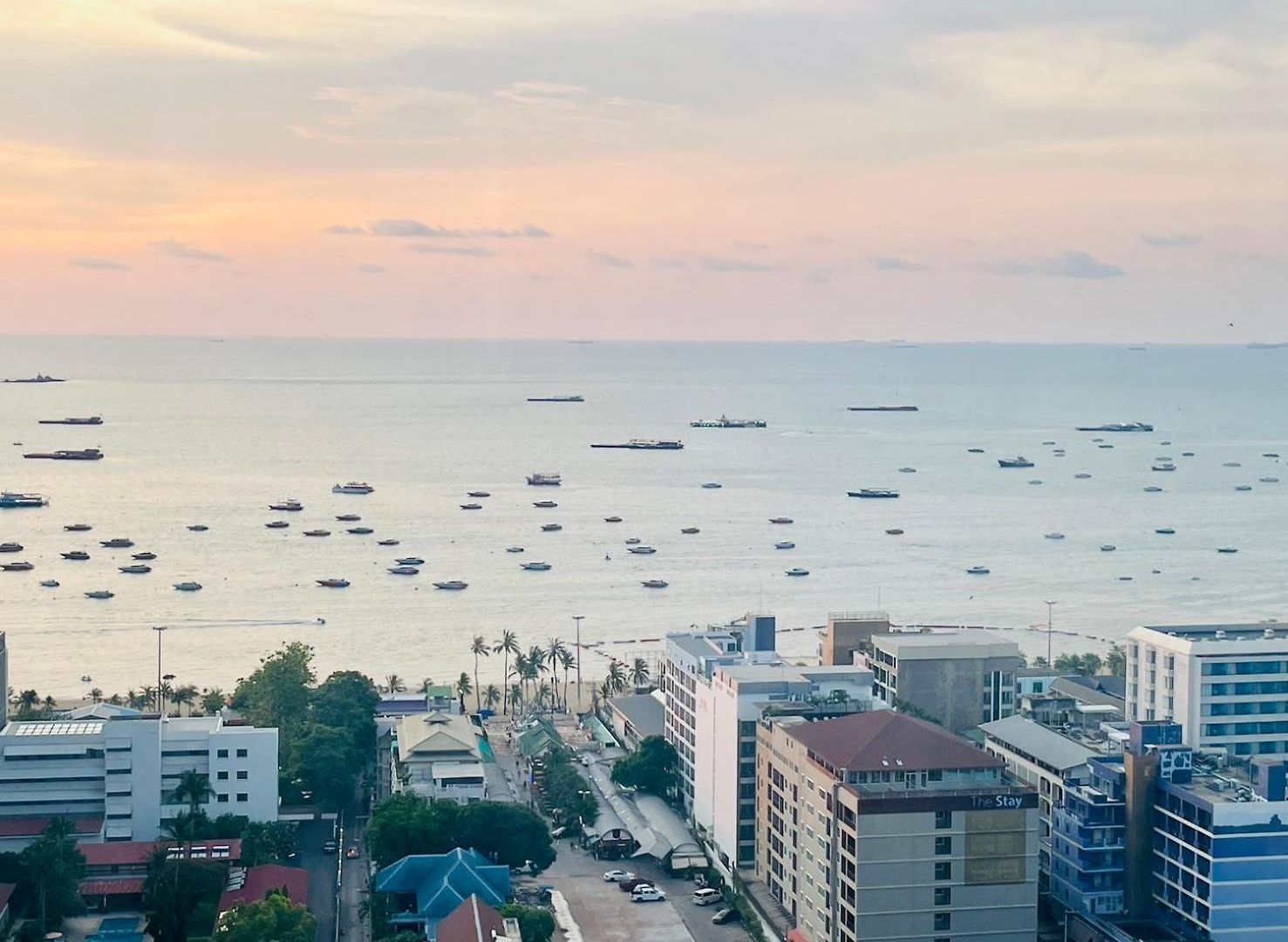 The Base 2 Bed 1 Bath 514 By Numam * Pattaya