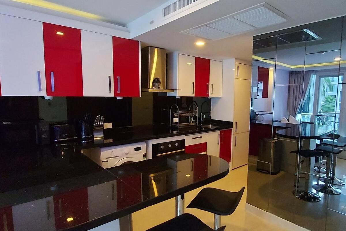 Grand Avenue Pattaya, 2bed 2baths, Pool-view 66sqm อพาร์ทเม้น