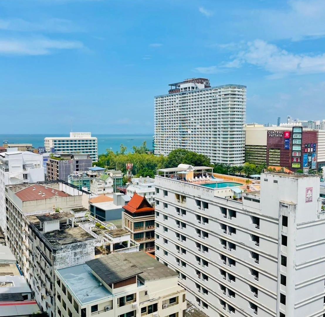 อพาร์ทเม้น The Base 851 By Numam Pattaya