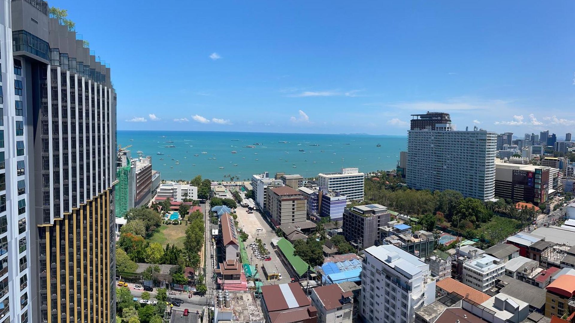 The Base 2 Bedroom 1 Bathroom Pattaya