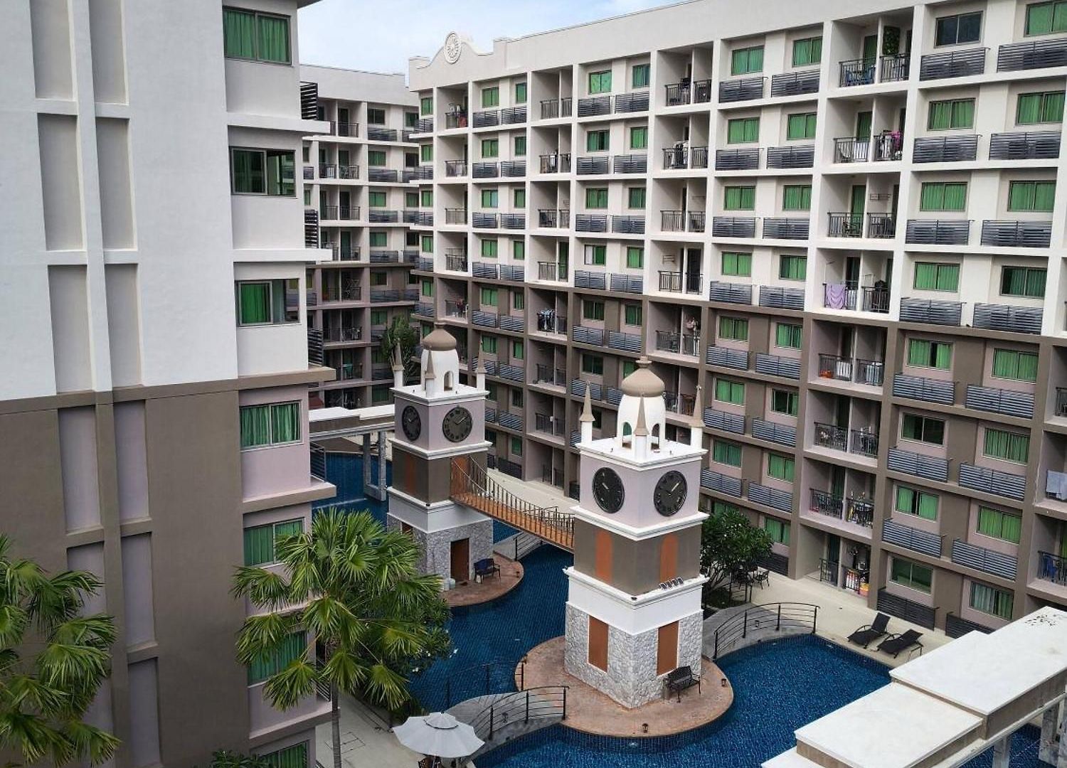 อพาร์ทเม้น Luxurious With Pool Access Pattaya