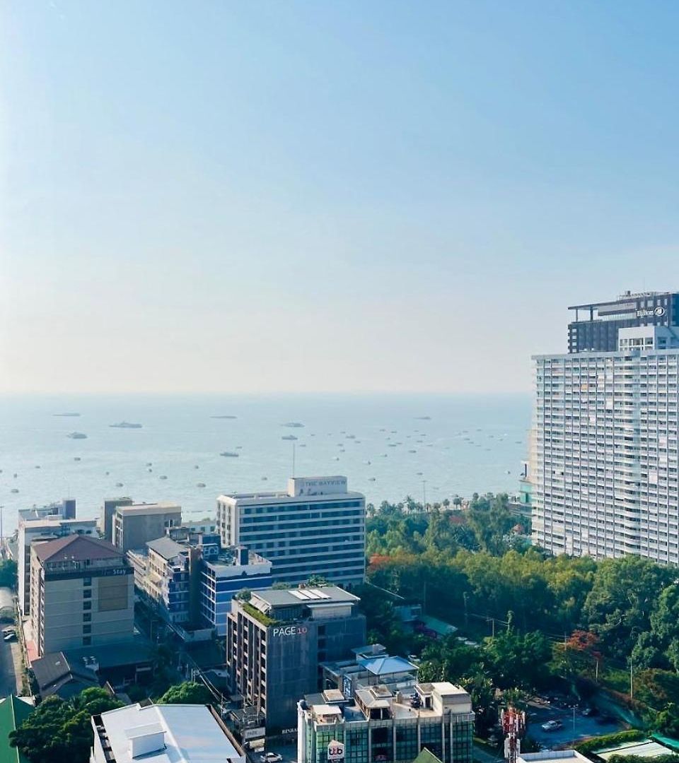 อพาร์ทเม้น The Base Sea View By Numam Pattaya