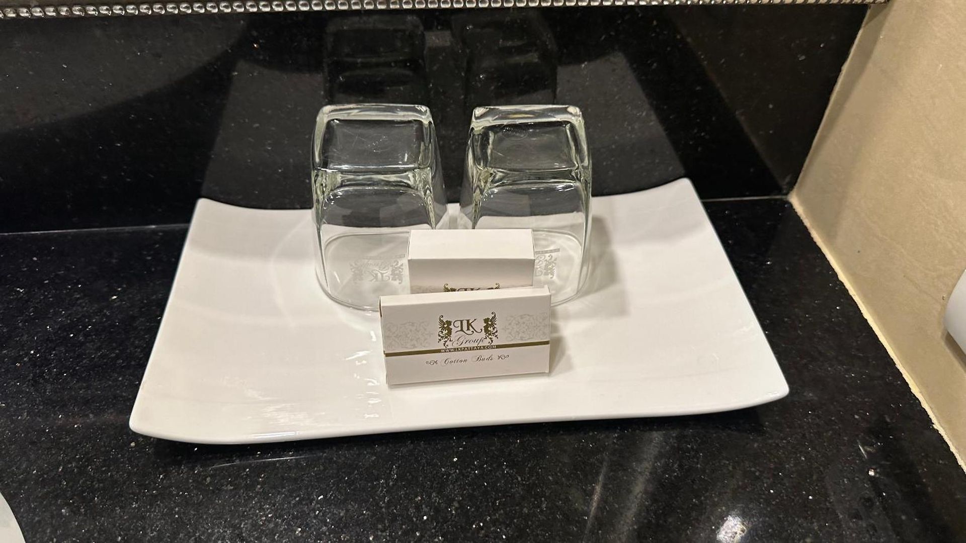 อพาร์ทเม้น Lk Crystal