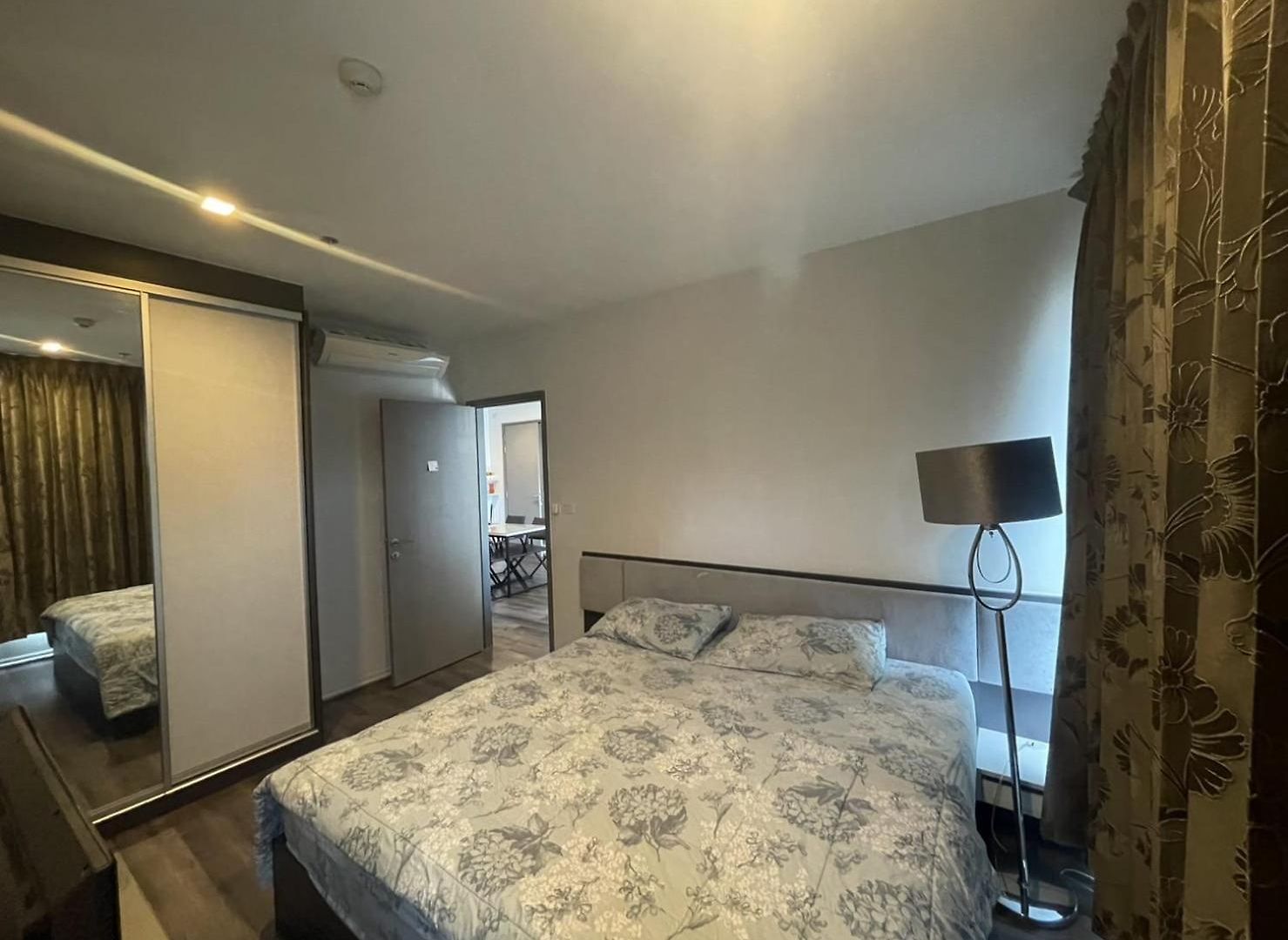 2 Bed Room, Large Living @ อพาร์ทเม้น *