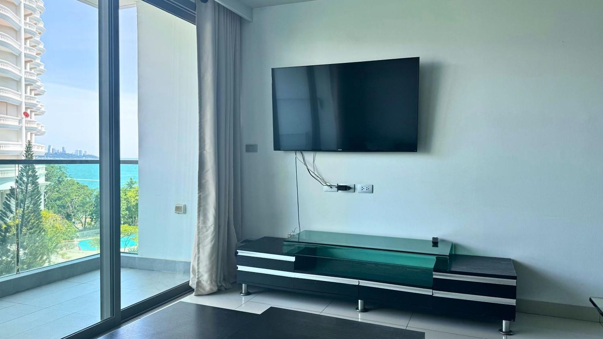 Wt Sea View By Bps *
