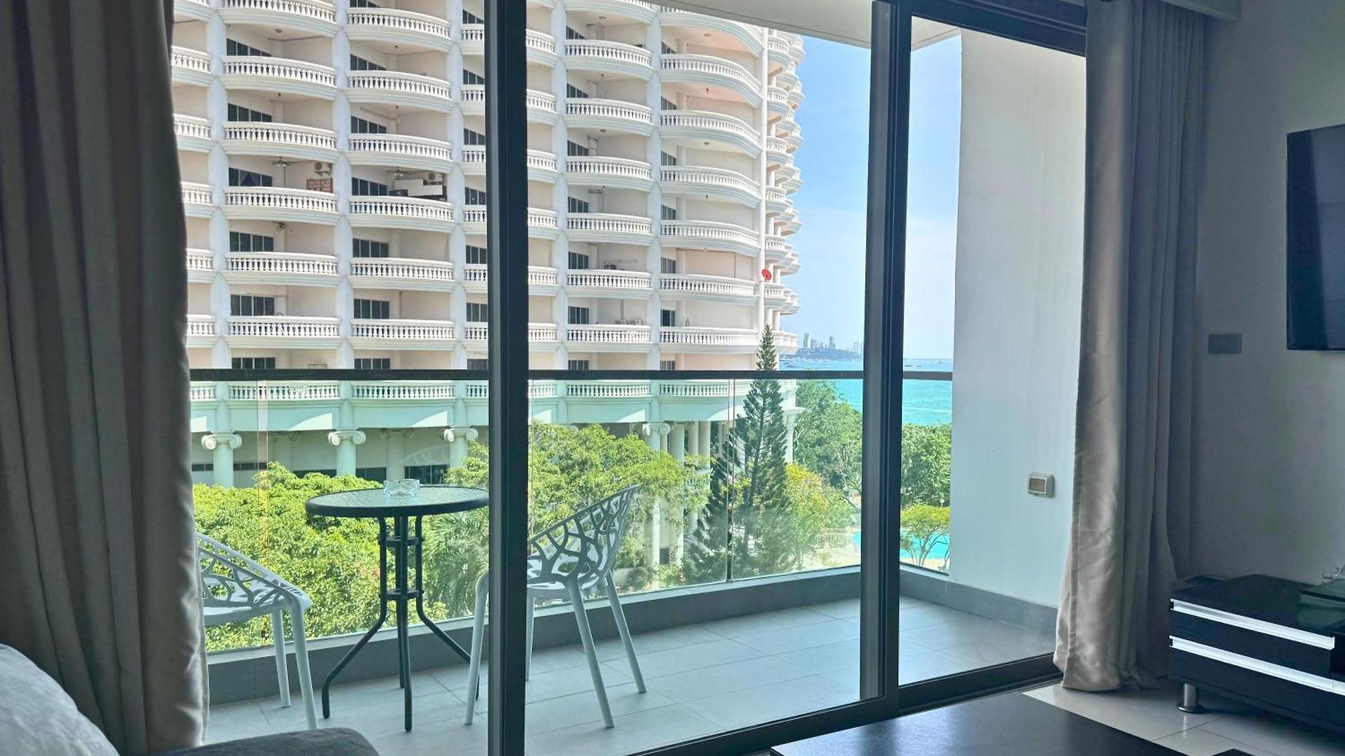 Wt Sea View By Bps