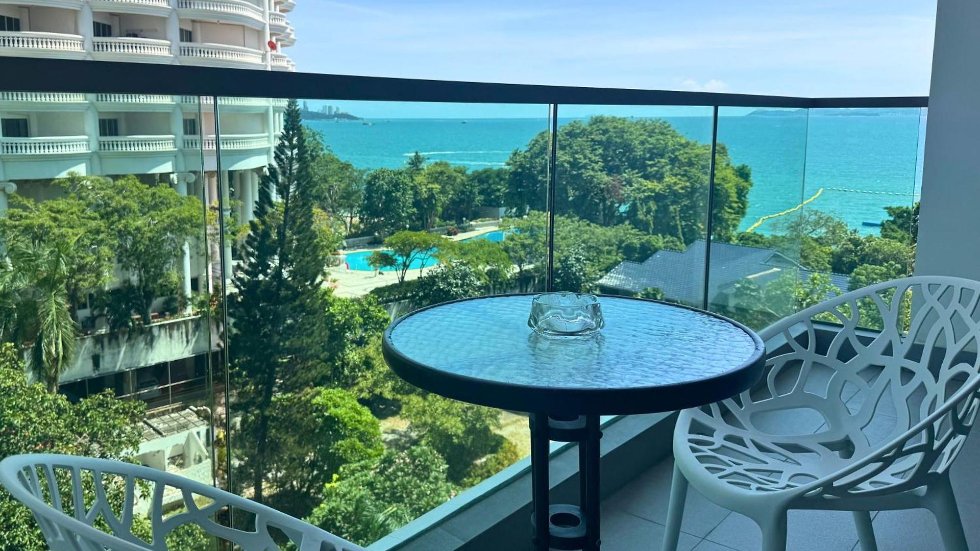 อพาร์ทเม้น Wt Sea View By Bps