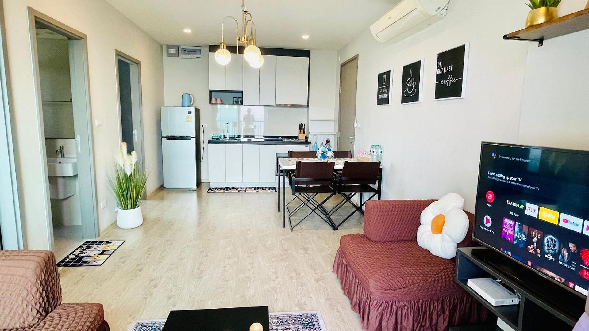 อพาร์ทเม้น The Base 2 Bedroom 1 Bathroom