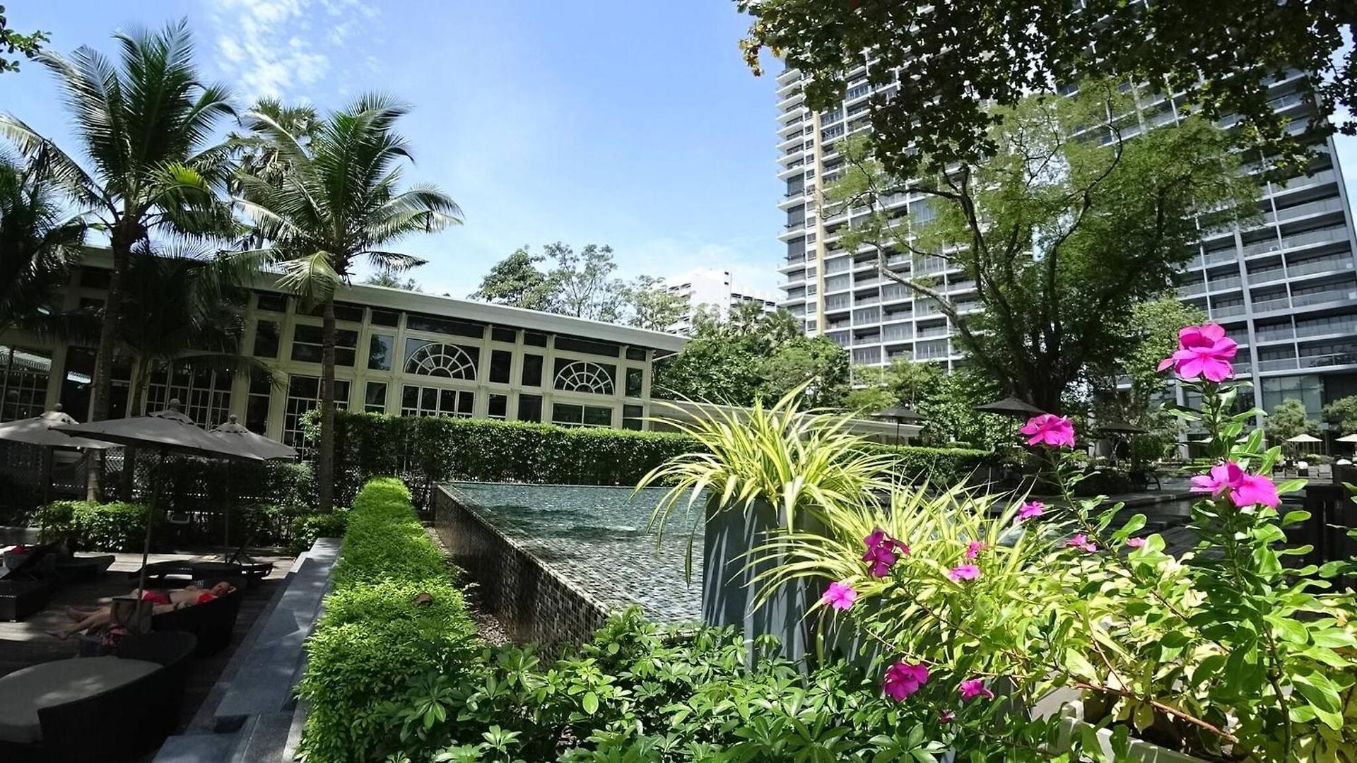 Luxury Large One Bedroom Seaview Serviced At Wongamat,