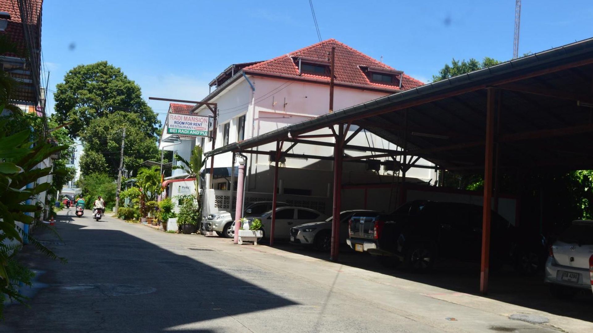 Radi Mansion โรงแรม Pattaya