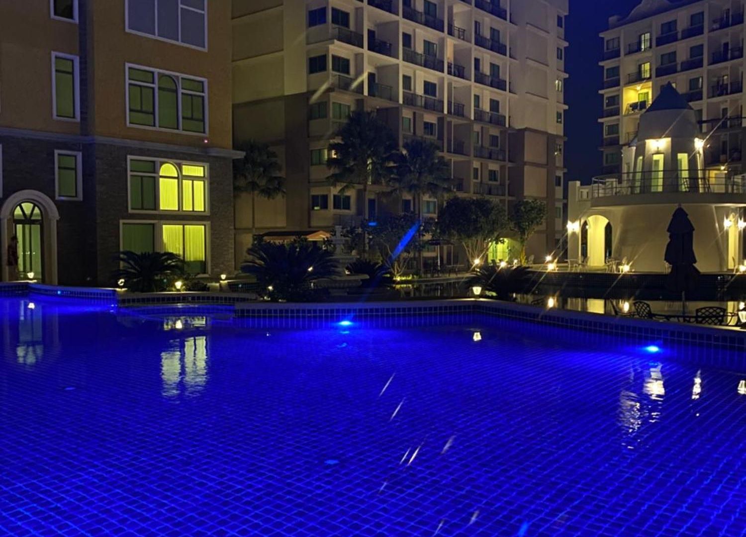 อพาร์ตโฮเทล Arcadia Continental 3*