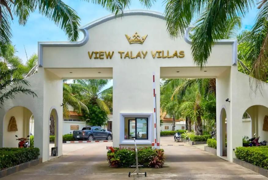 Luxury Semi-2bed Pool Near & Walking Street!
