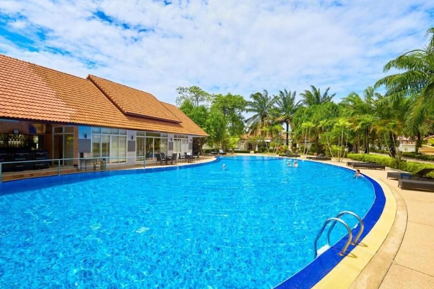 อพาร์ทเม้น Luxury Semi-2bed Pool Near & Walking Street! Pattaya