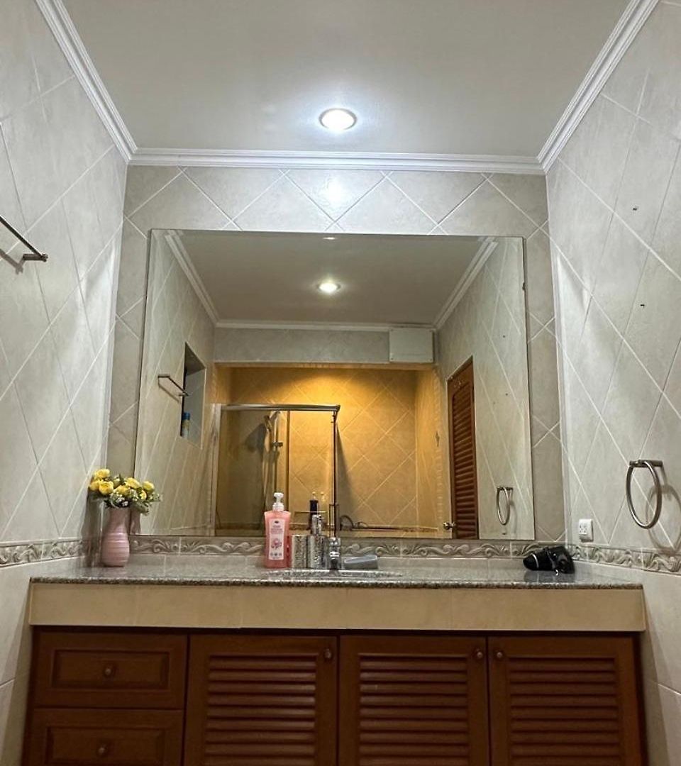 Luxury Semi-2bed Pool Near & Walking Street! * Pattaya