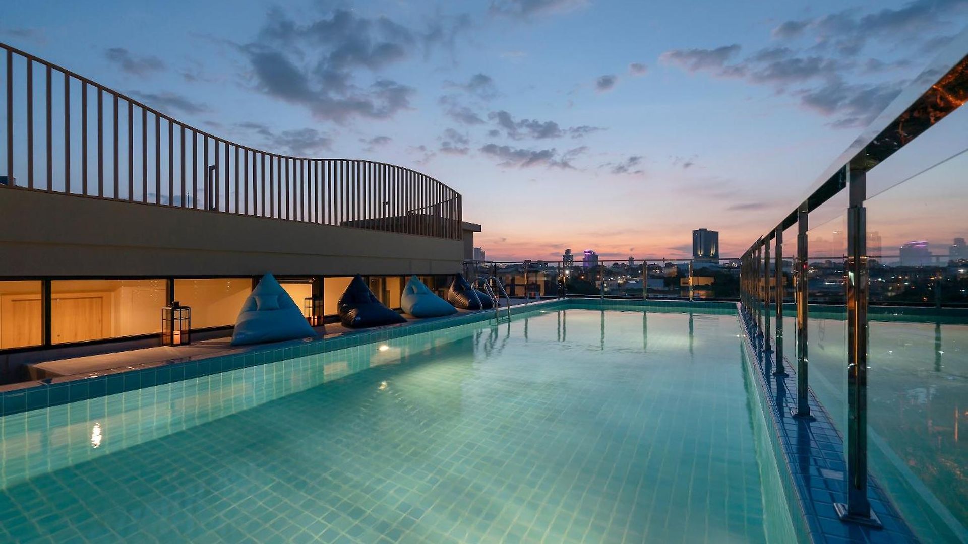 โรงแรม P-park