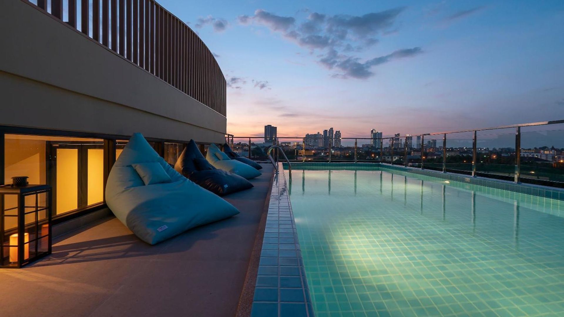 โรงแรม P-park 4*