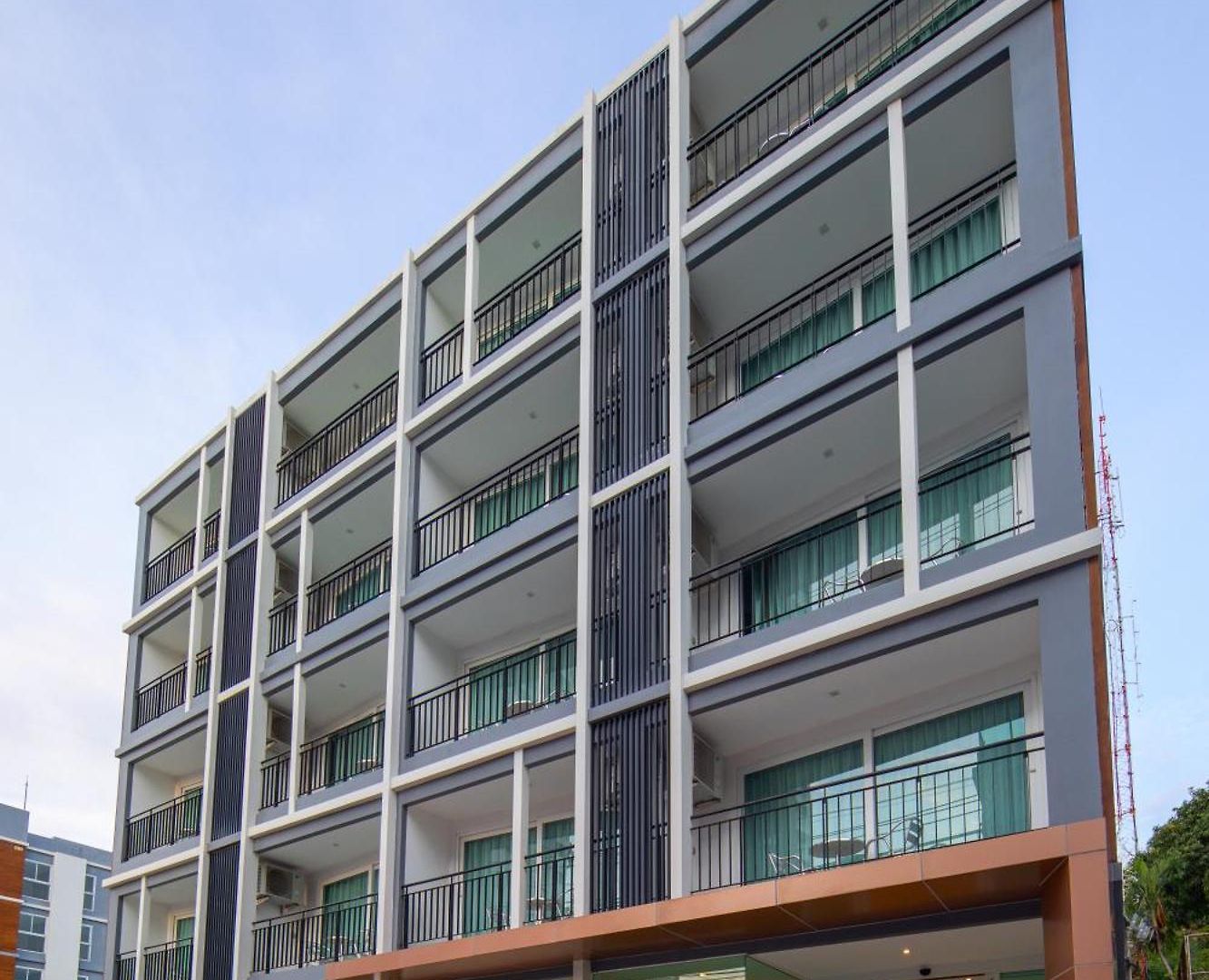Fourium And Serviced โรงแรม Pattaya