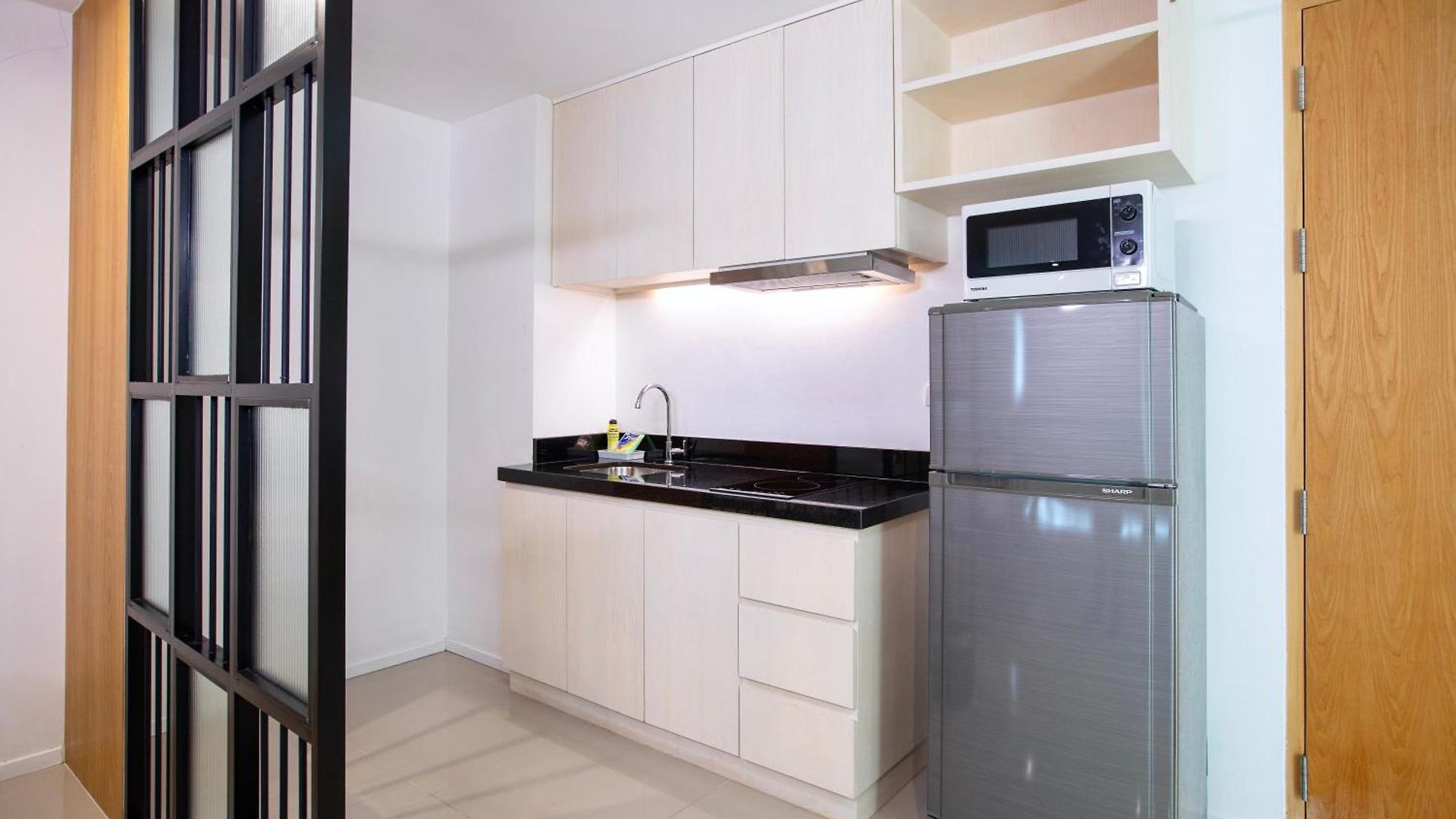 Fourium And Serviced โรงแรม 3*