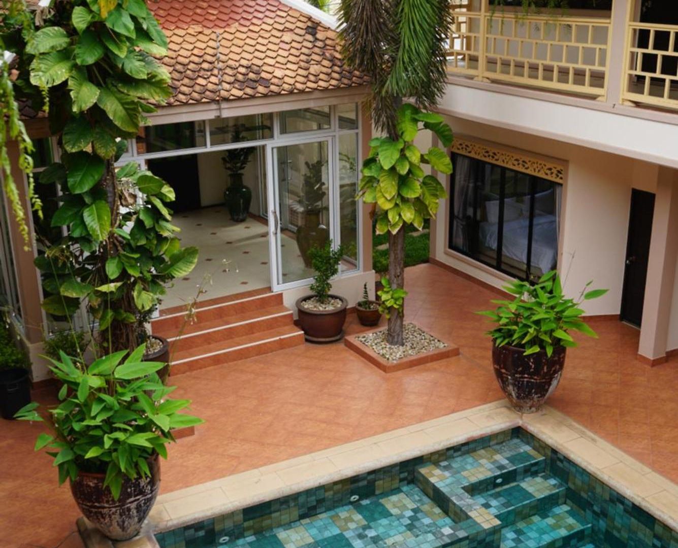 The Elite 4* Pattaya
