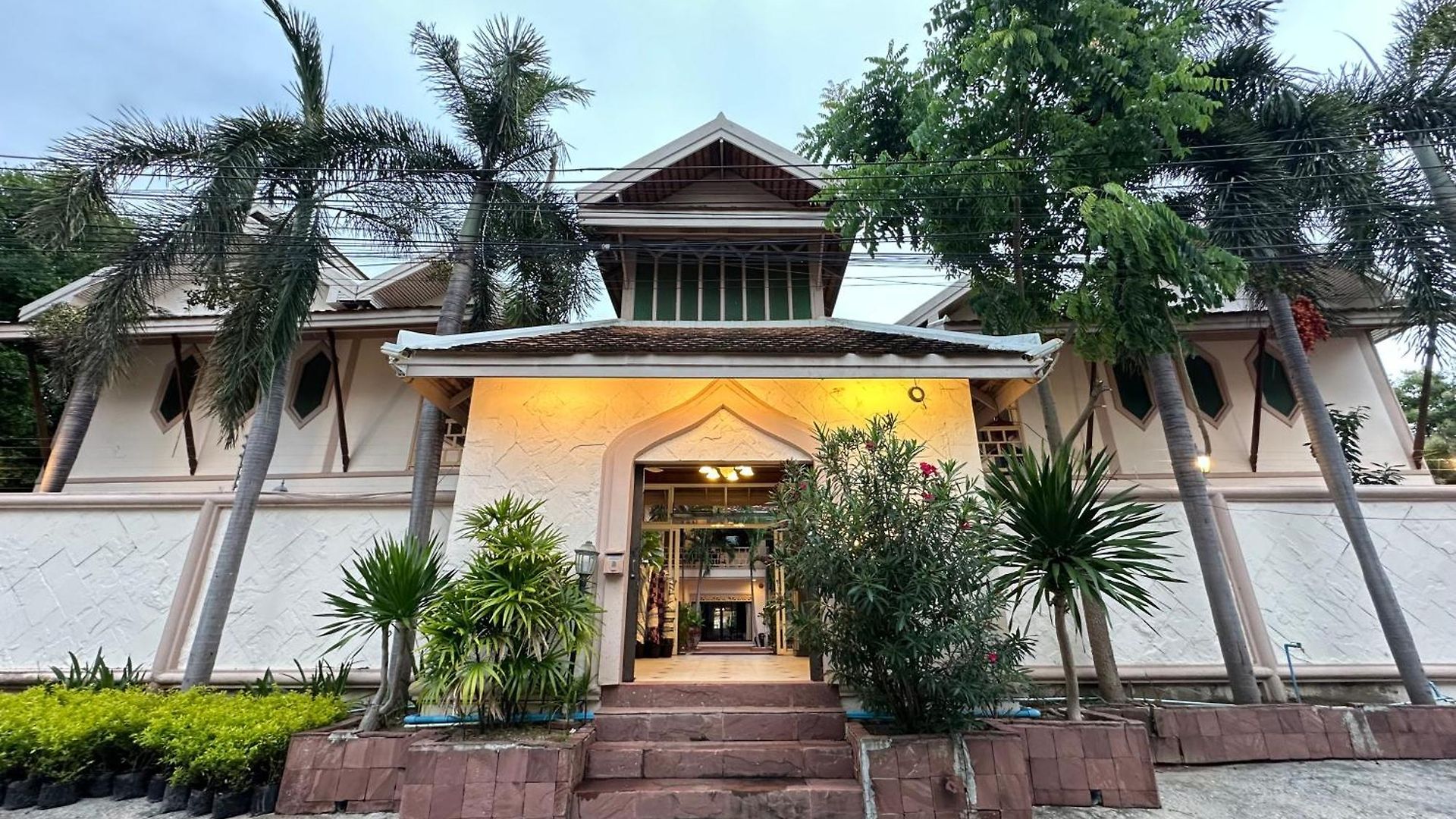 Hotel The Elite Pattaya