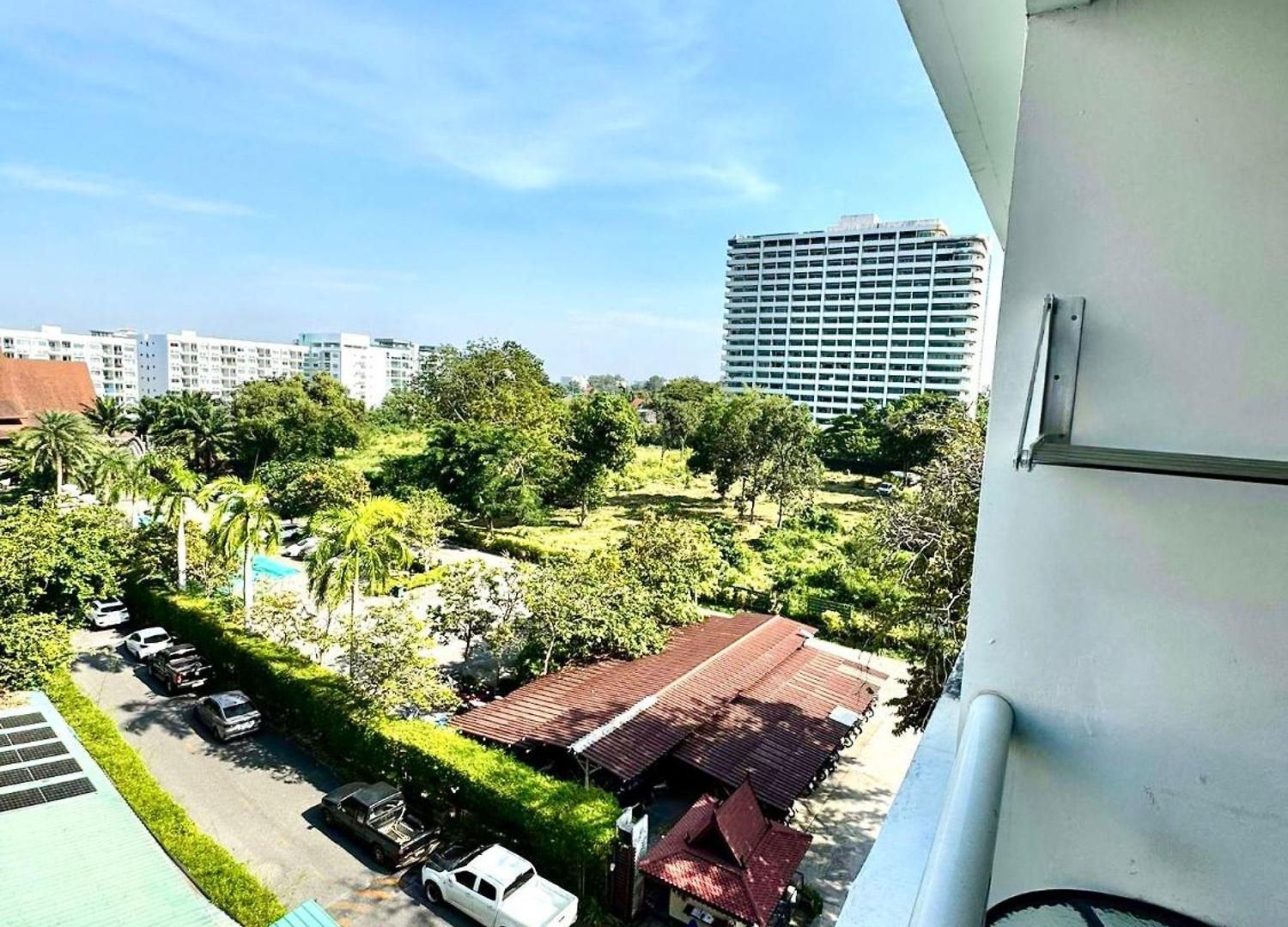 อพาร์ทเม้น Serenity Wongamat Pattaya