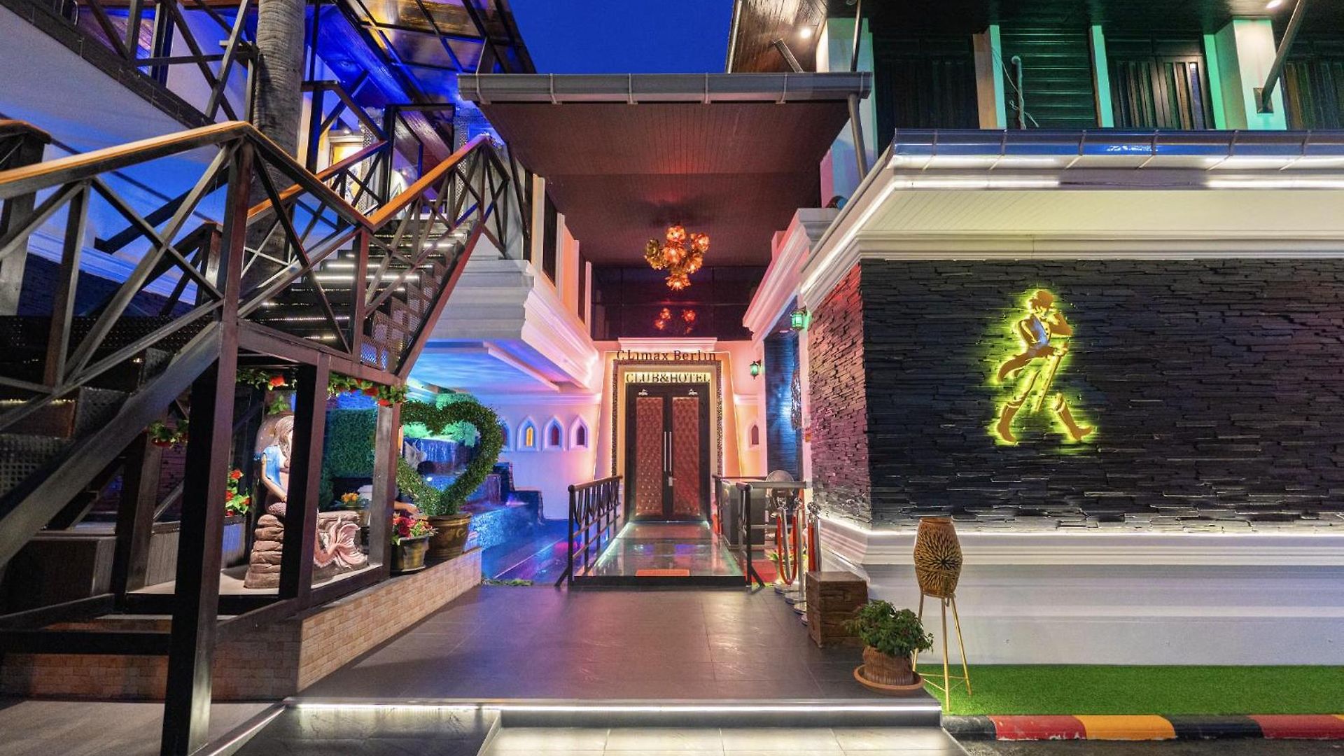 Climax Berlin โรงแรม Pattaya