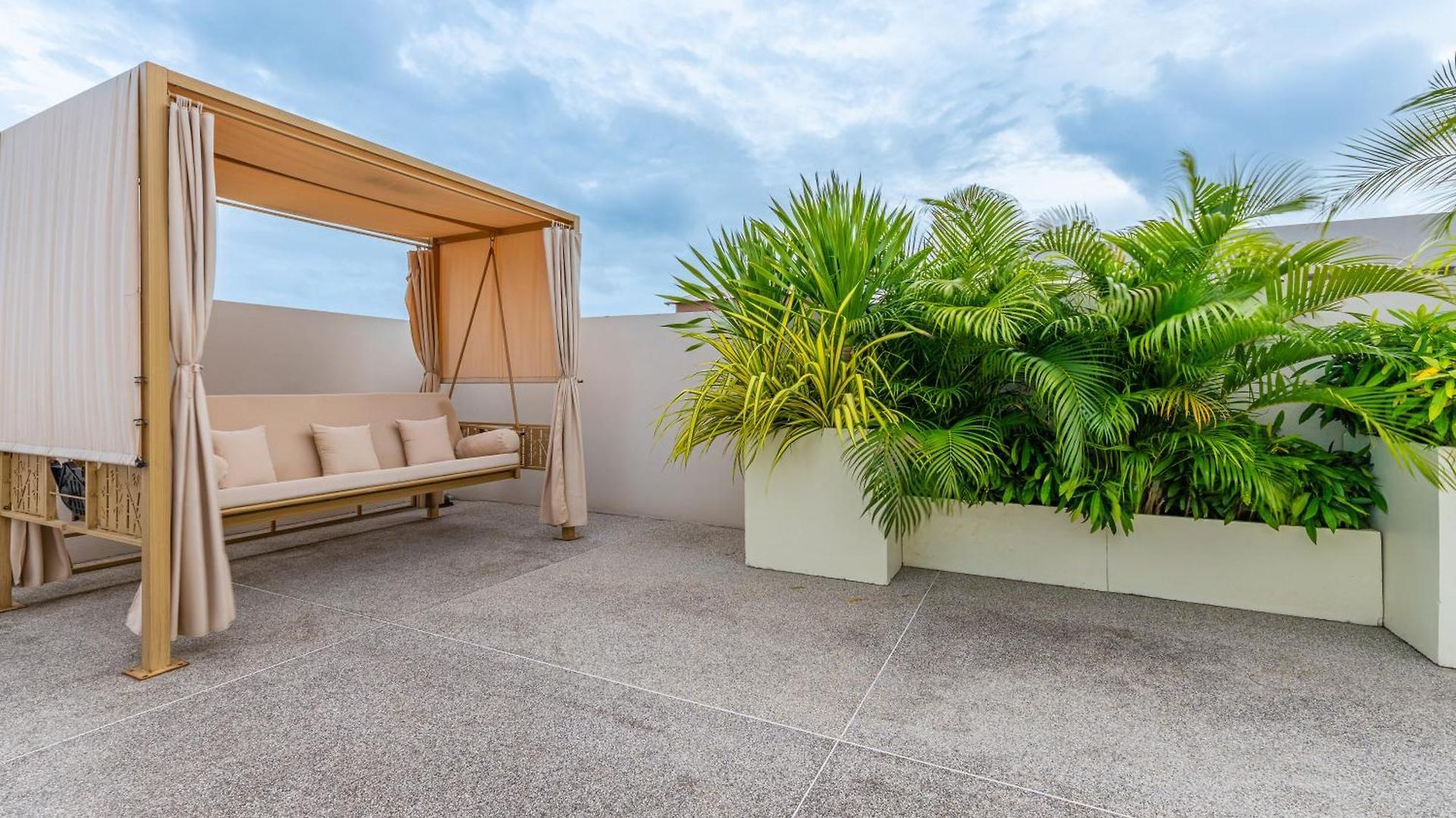 โรงแรม Hiii Aura Pool Pattaya