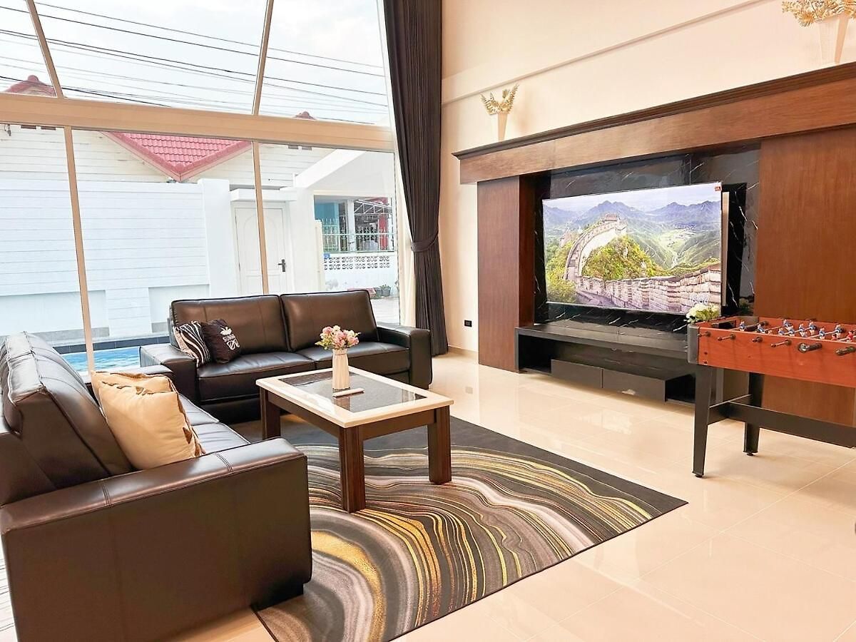 Private Pool 4 Bedroom 5 Bathroom Near Walking Street And Bbq * Pattaya