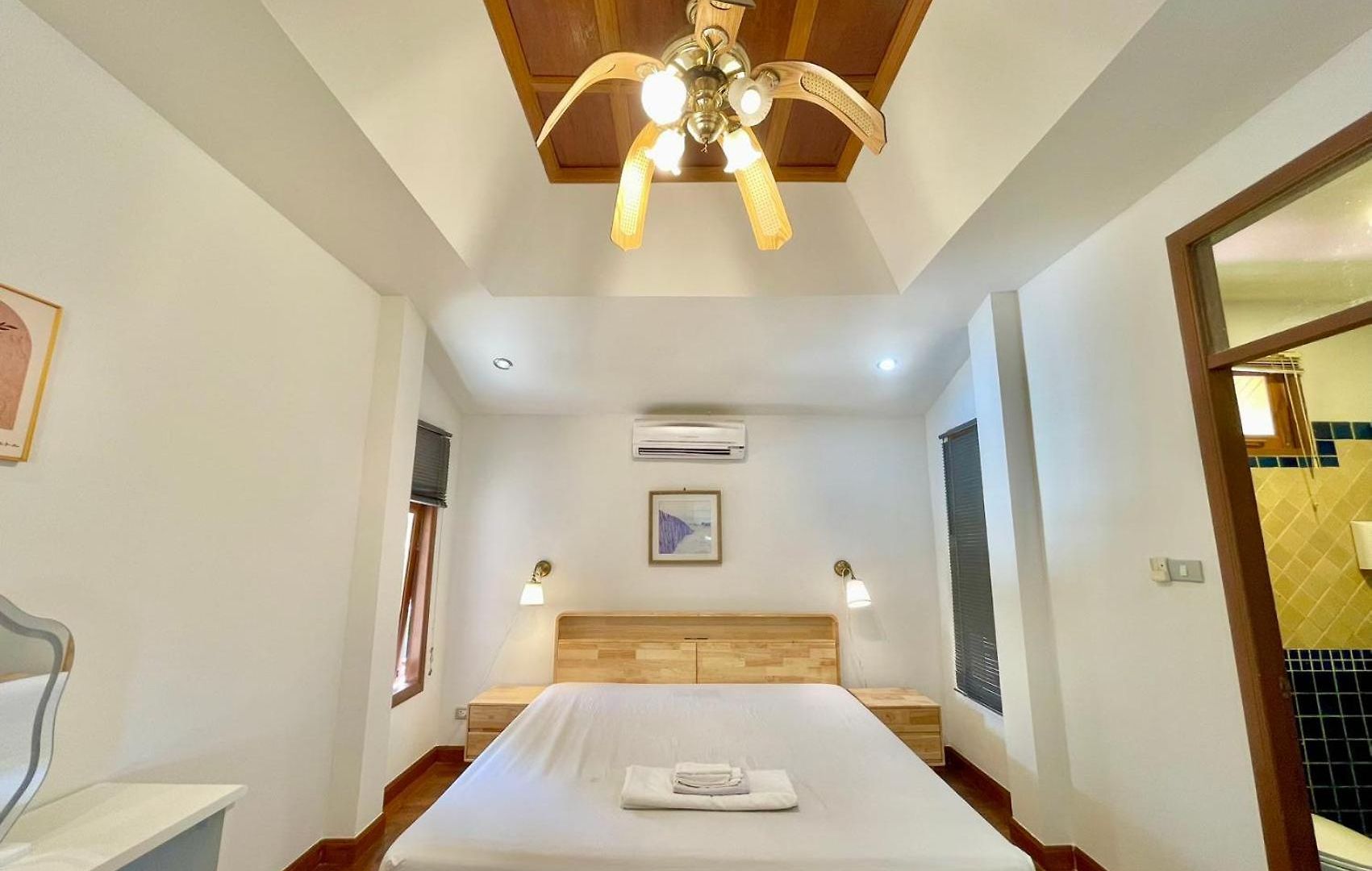 The Midas Pool 4br Thai Stye Bbq Terrace Phatumnak Hill
