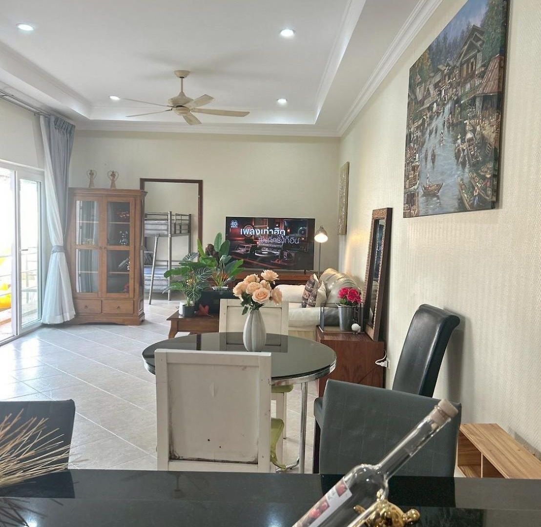 ฮอลิเดย์พาร์ค Mj42 House Majestic Poolvillas *