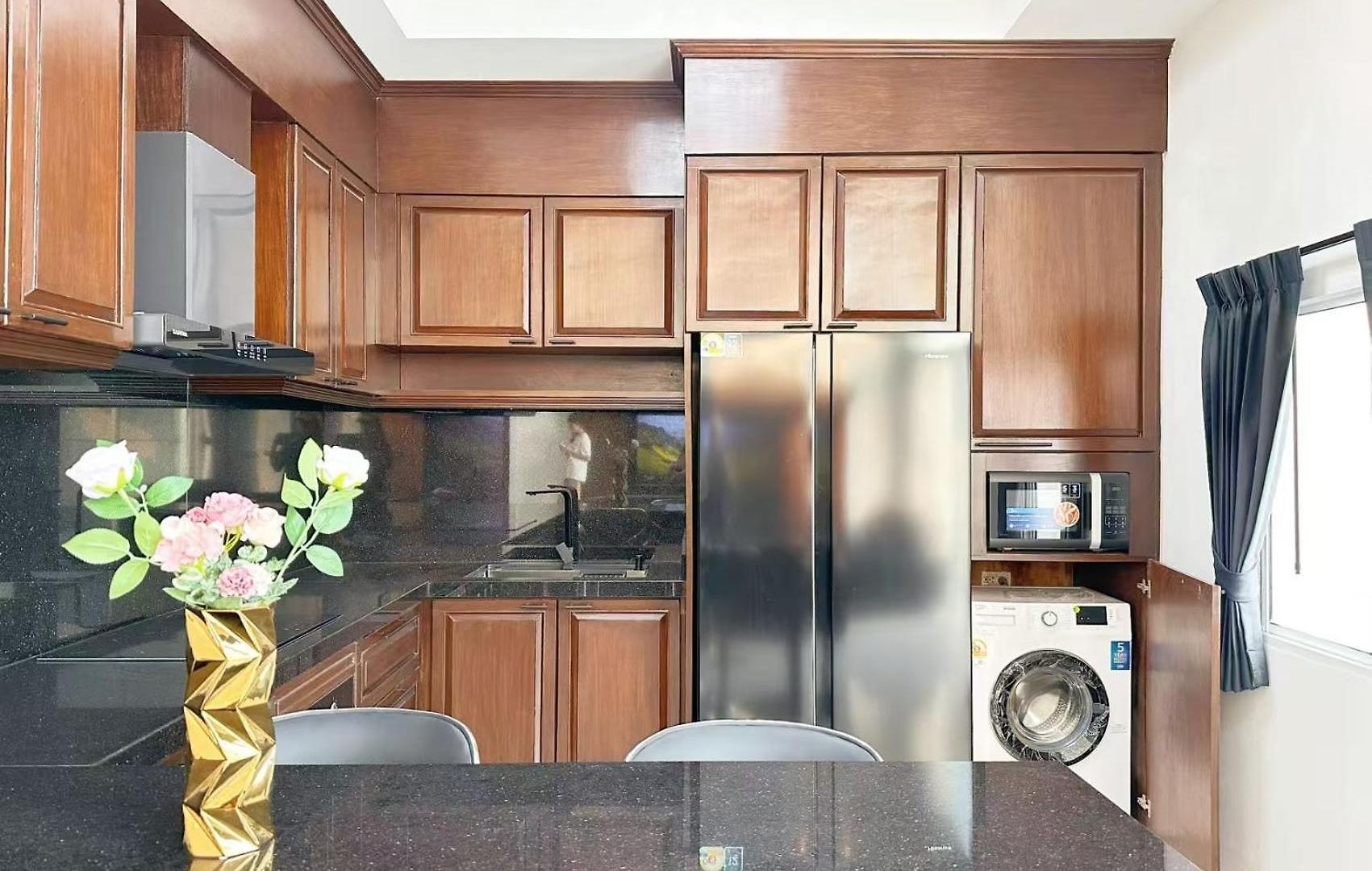 Private Pool 4 Bedroom 5 Bathroom Near Walking Street And Bbq Pattaya