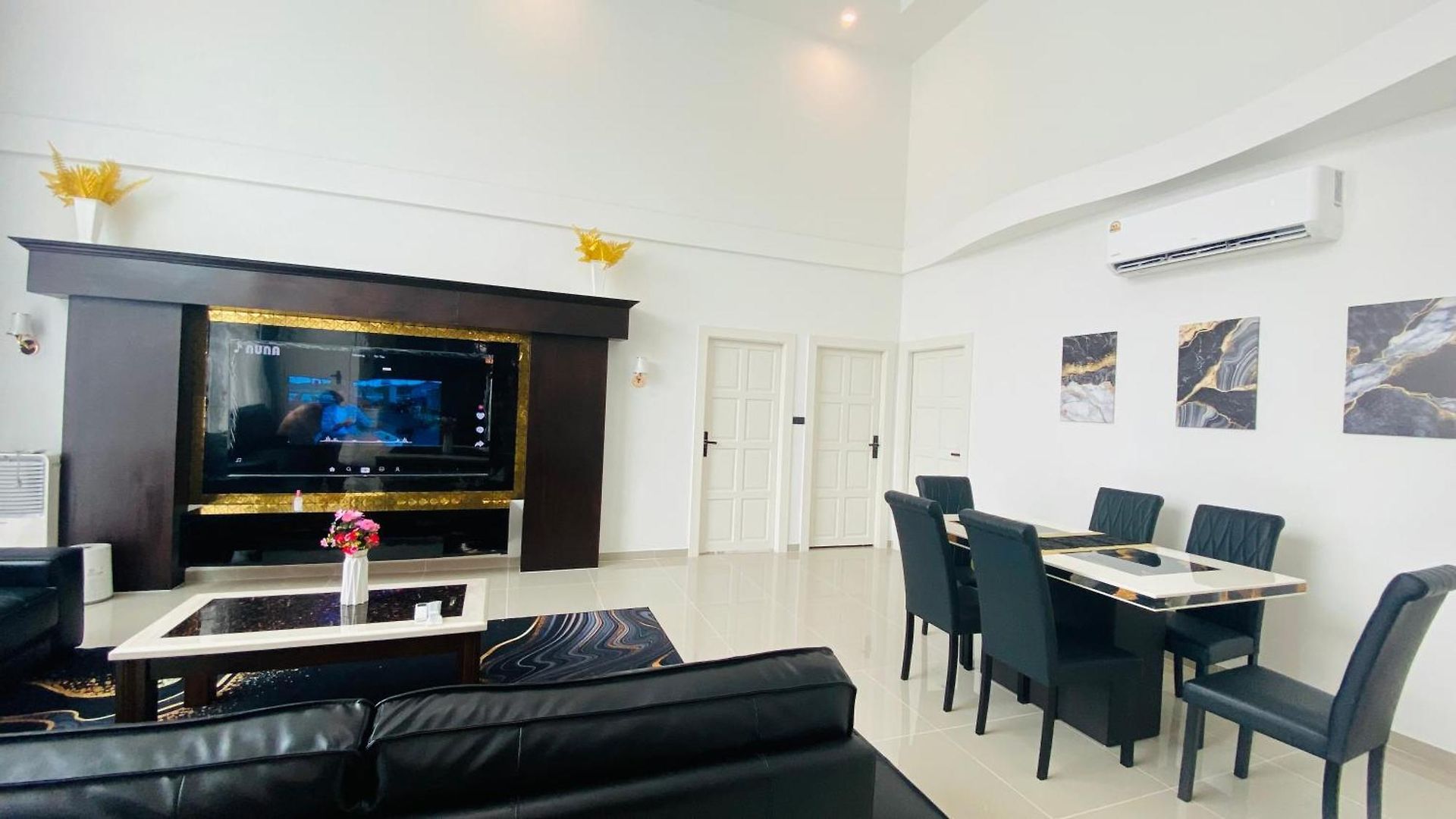 Downtown Pool Villa Pattaya